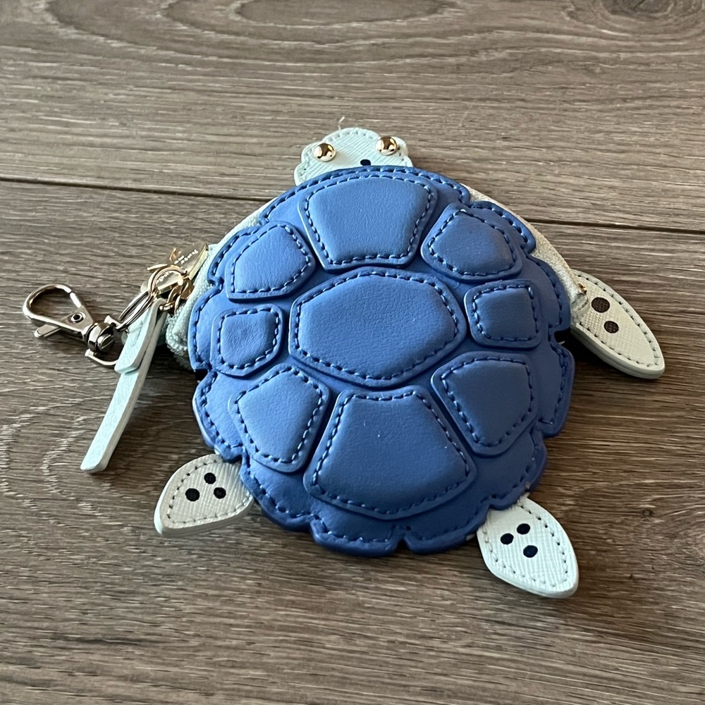 Kate Spade RARE Limited Edition Turtle Coin Pouch/Keychain - Picture 3 of 12